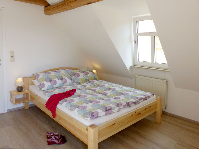 Schlafzimmer mit Doppelbett Schlafen