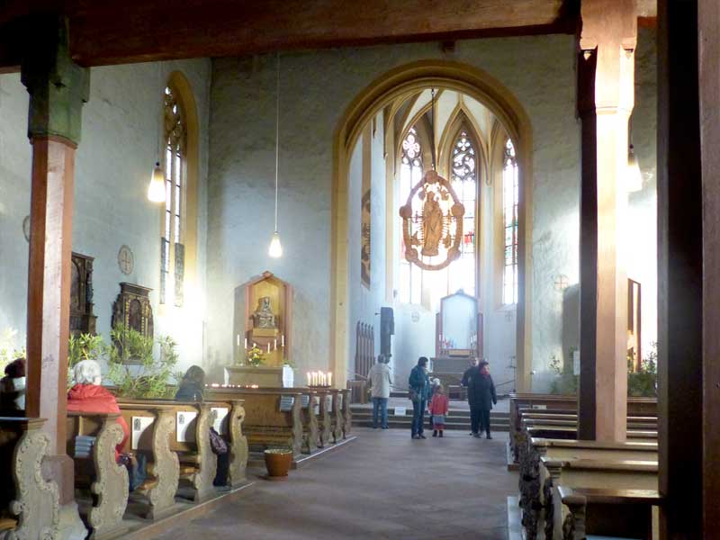 Madonna im Rosenkranz